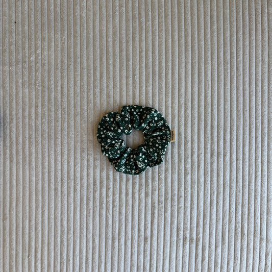 Chouchou vert à fleurs