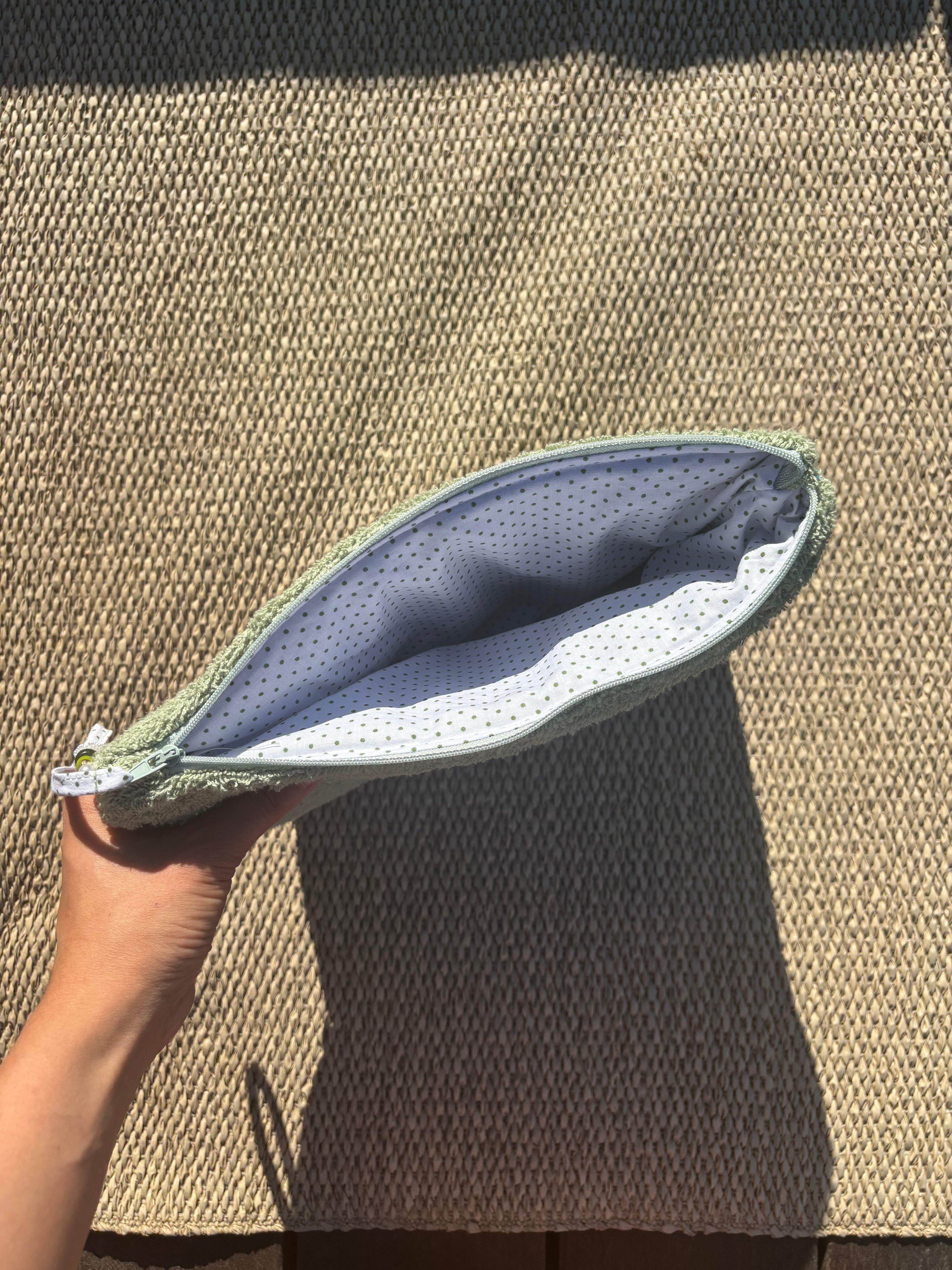 Trousse Éponge PISTACHE